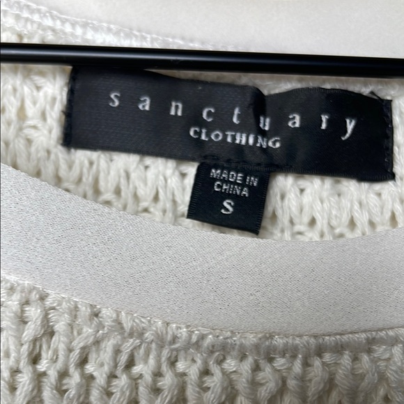 Sanctuary Cream Boxy Crop T-Shirt - Picture 2 of 3